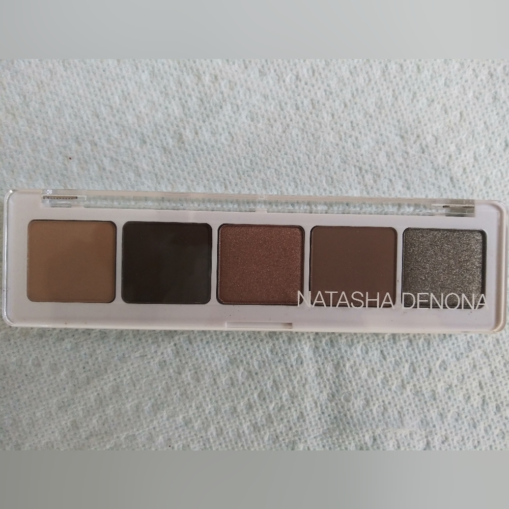 NATASHA DENONA [ AYANA] eyeshadow pallet